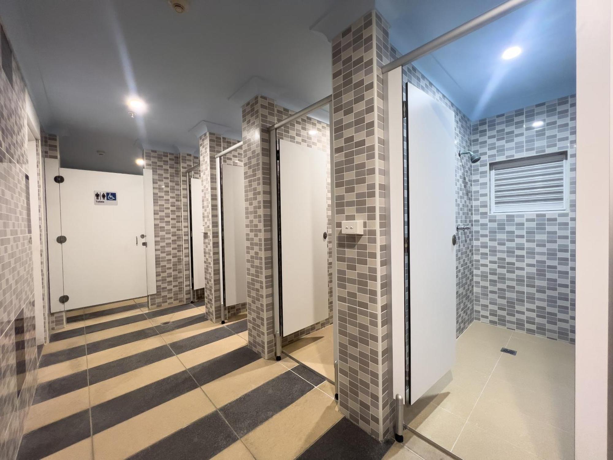 The Phoenix Artesian Spa Resort And Accommodation Мори Экстерьер фото
